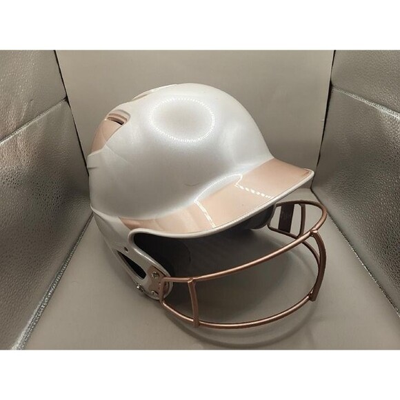 New Softball Batting Helment - Picture 1 of 7